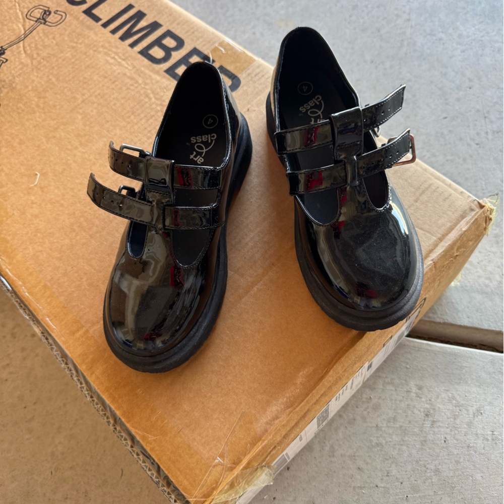 art class Shiny Black Dress Shoes for Kids